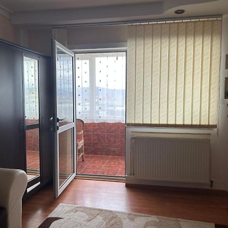 Apartament Onesti Bagian luar foto