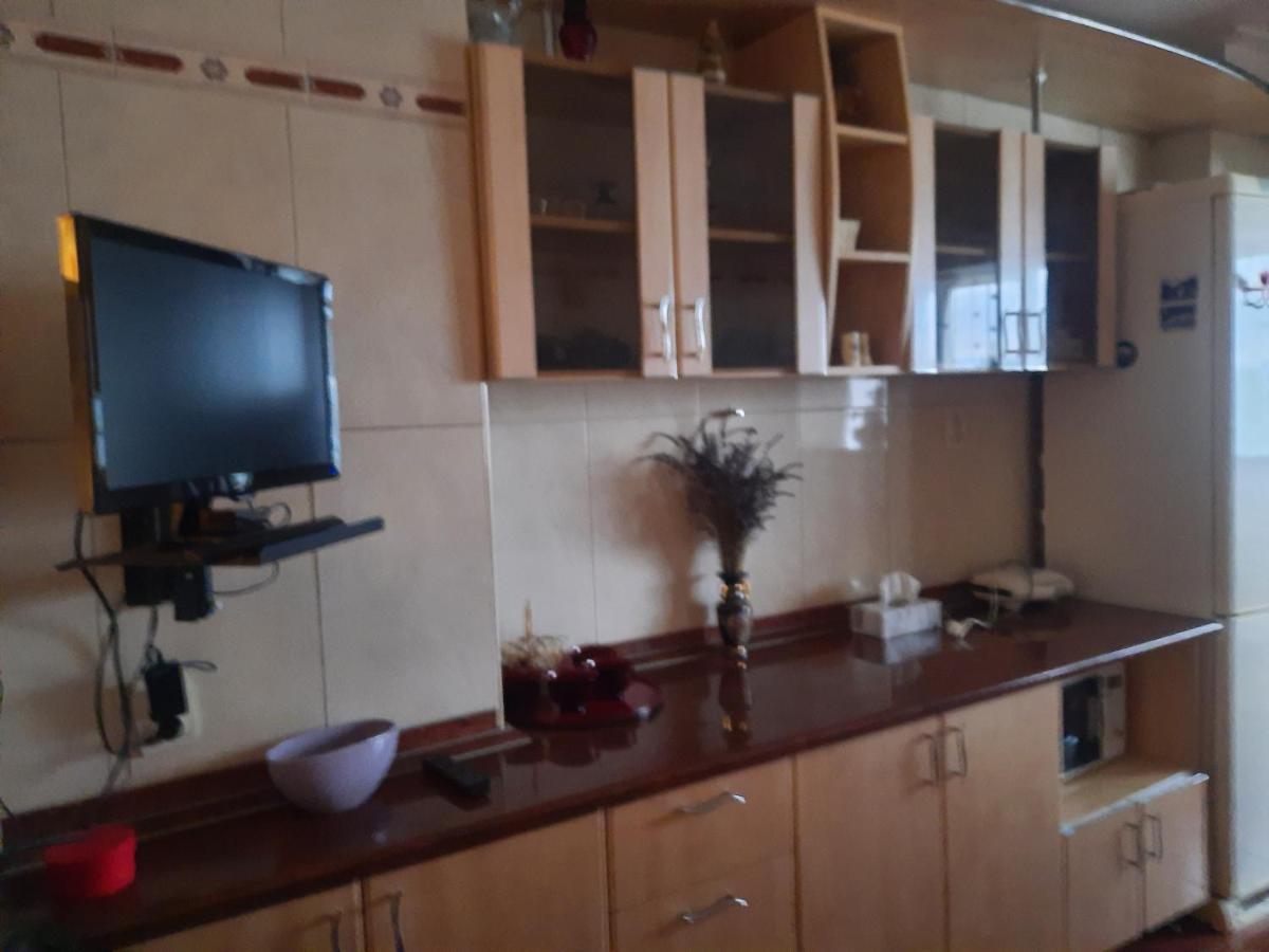 Apartament Onesti Bagian luar foto